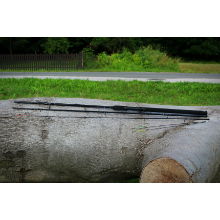 Giants fishing Prut Black Method Feeder 3.0m(10ft) 40-90g + Naviják Gaube FD 3000