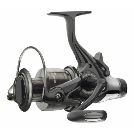 Daiwa Naviják BLACK WIDOW BR 4500A