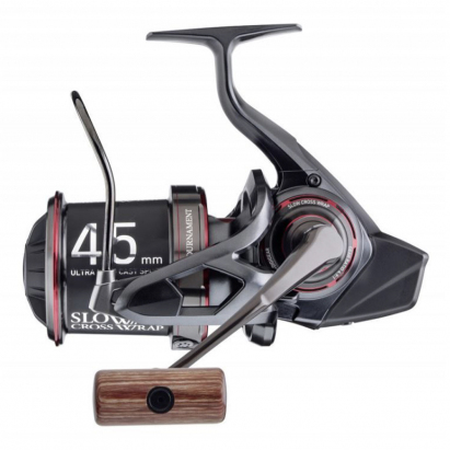 Daiwa Naviják 20 Tournament Basia 45SCW QD