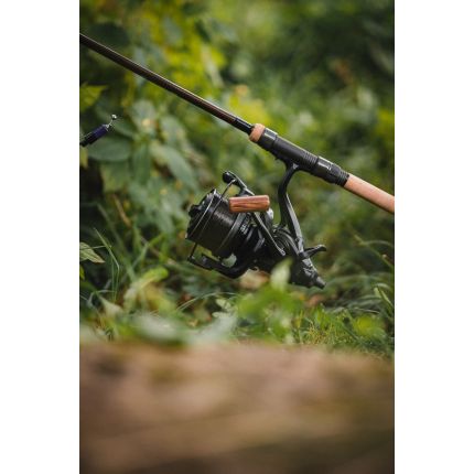 Giants fishing Naviják Deluxe Reel FS 9000 + cívka 8000 ZDARMA!